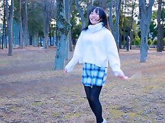 MIDV-797 Seductive Blonde Teases Her Wet Pussy With Vibrant Sex Toy